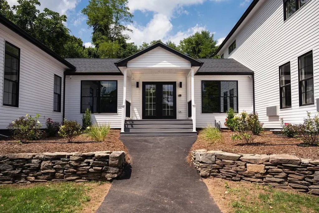 Residential Treatment at Paramount Wellness Retreat